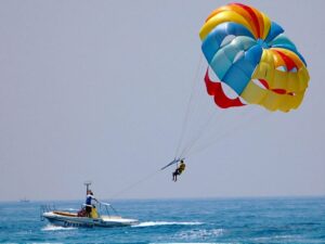 Parasailing-in-Hurghada-6-800x600