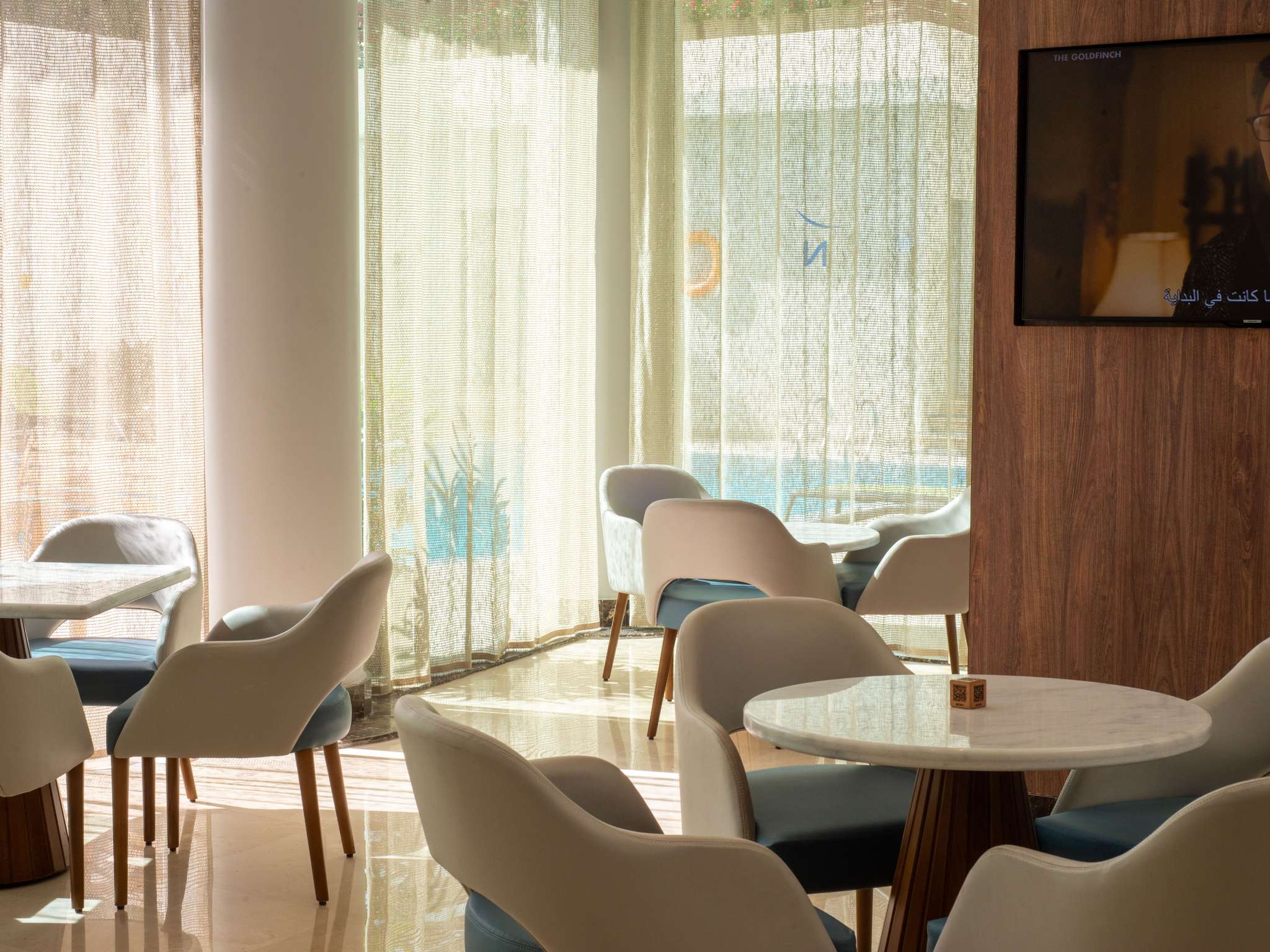 6600_ba_04_p_2048x1536