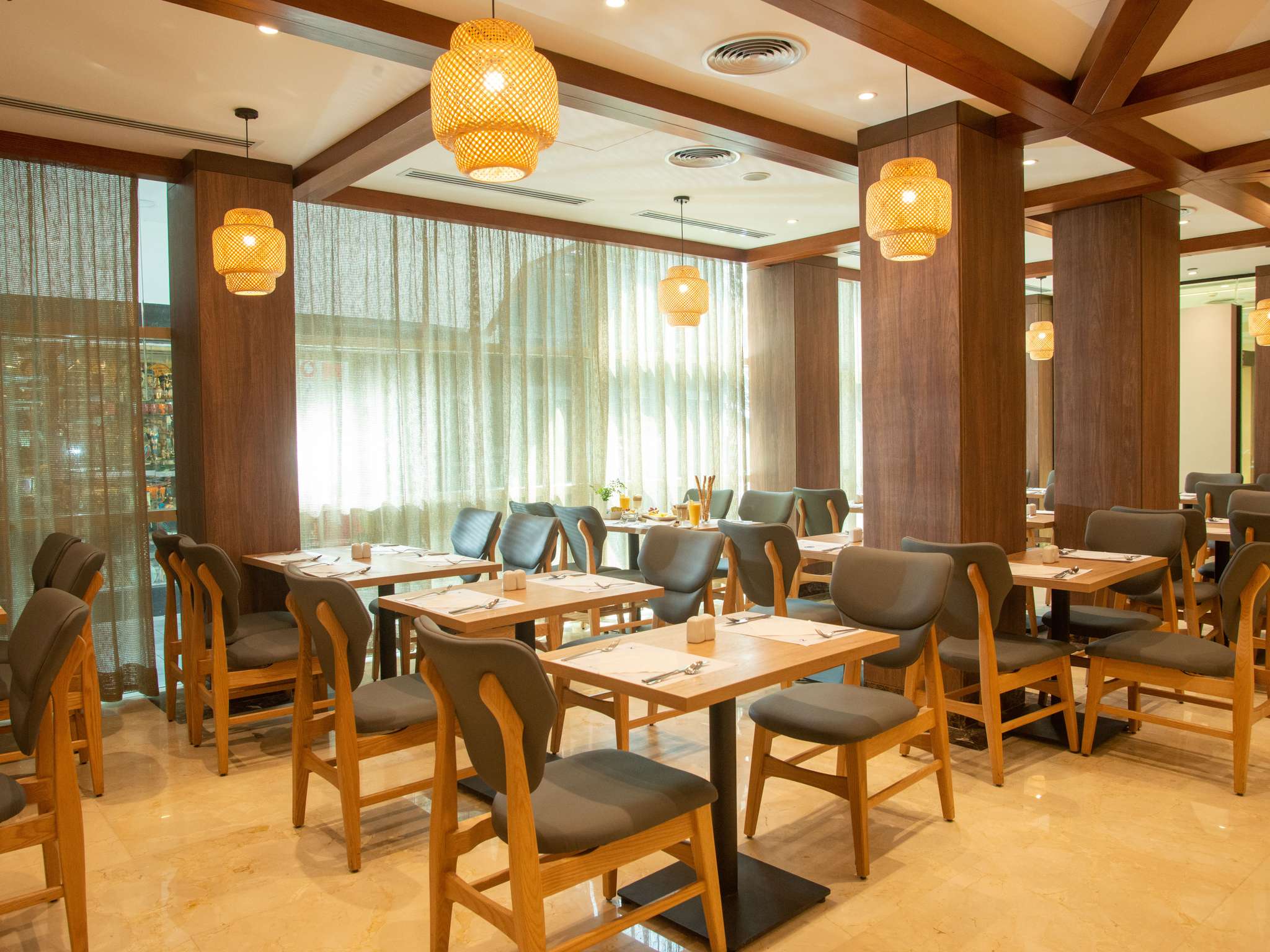 6600_rs_01_p_2048x1536