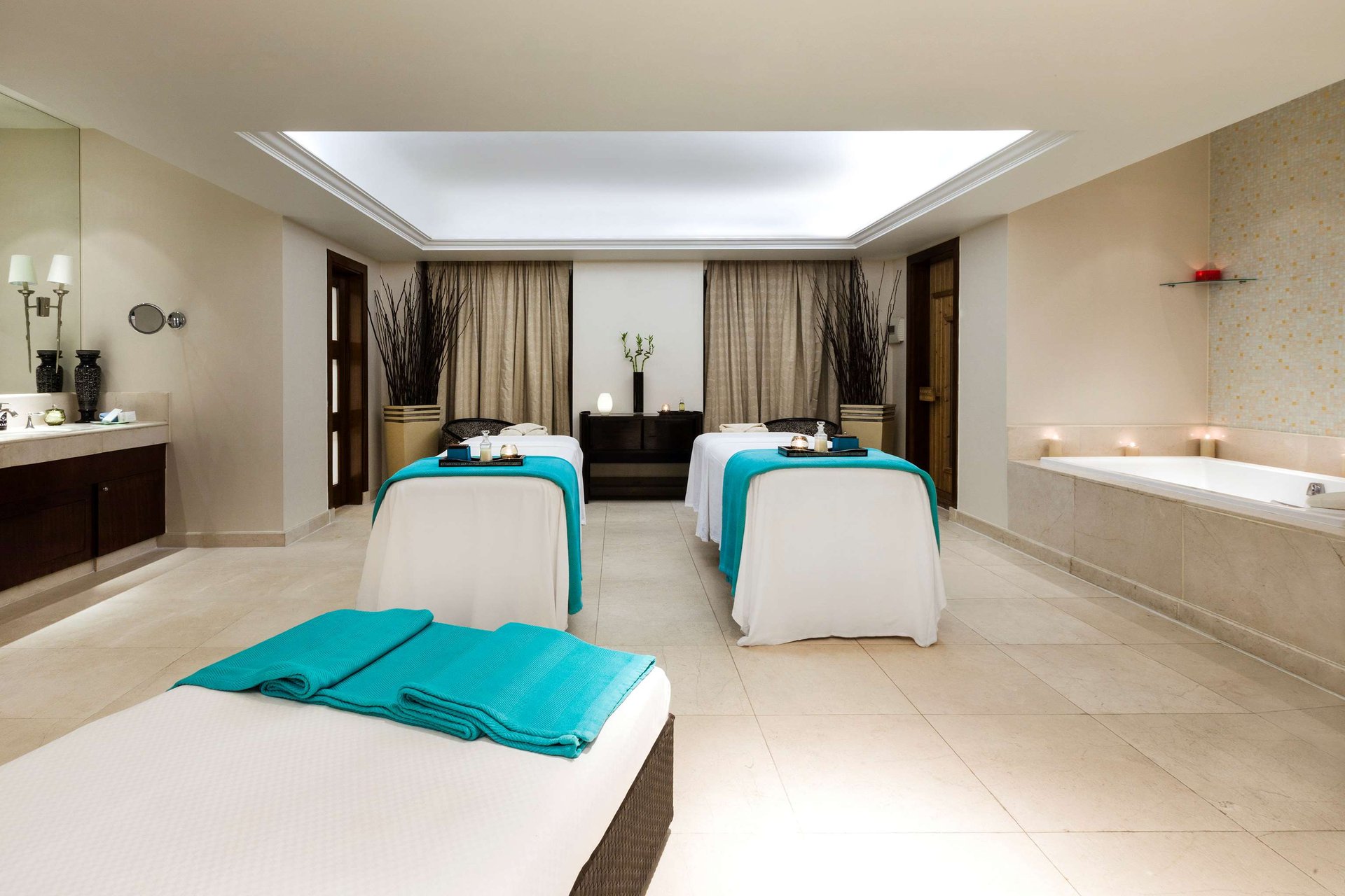 8f2a6fc7afb3-73654009_4K