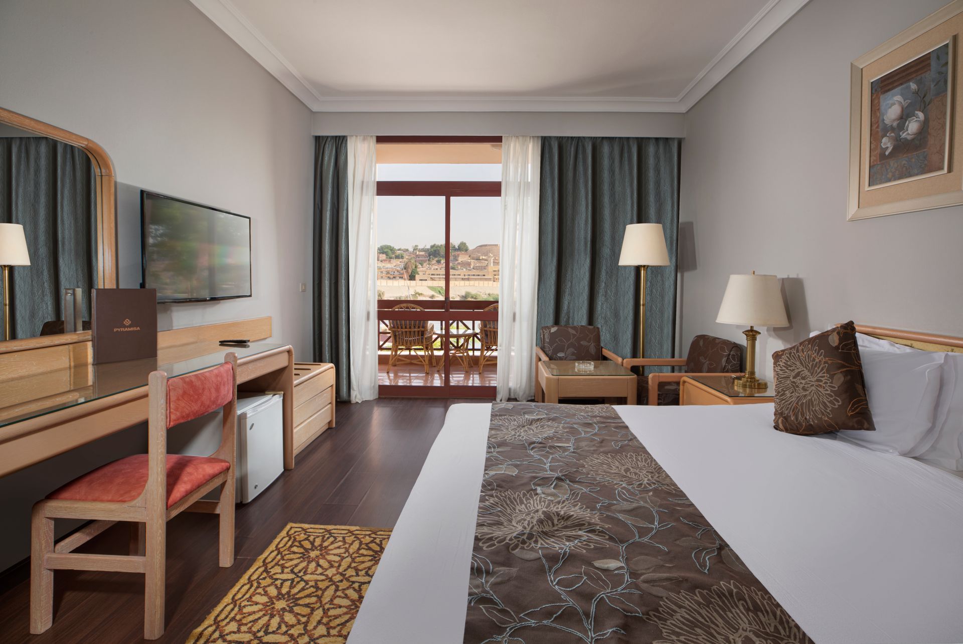 PYRAMISA+ASWAN00023+copy-1920w