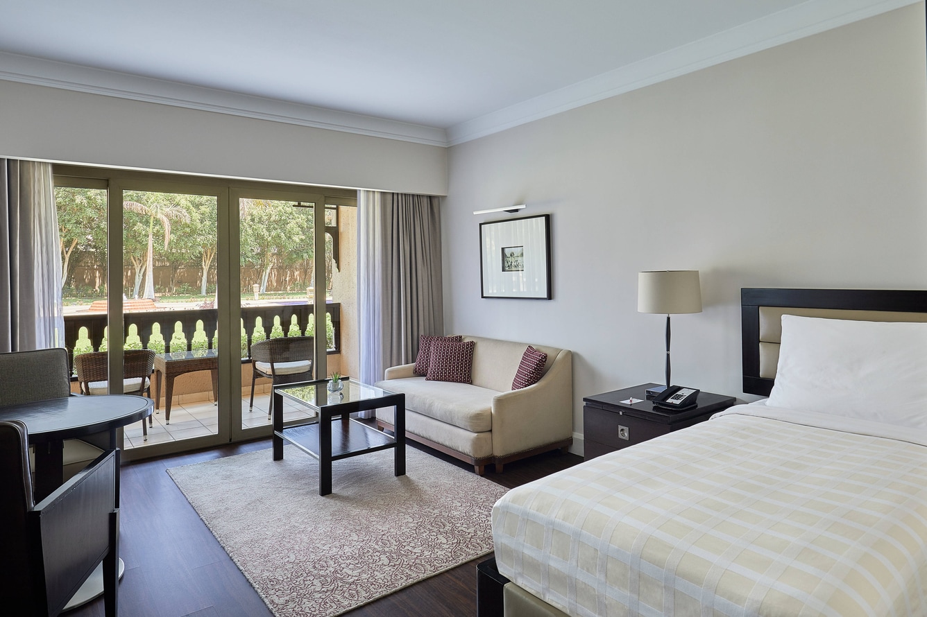 caimn-accessible-8312-hor-clsc