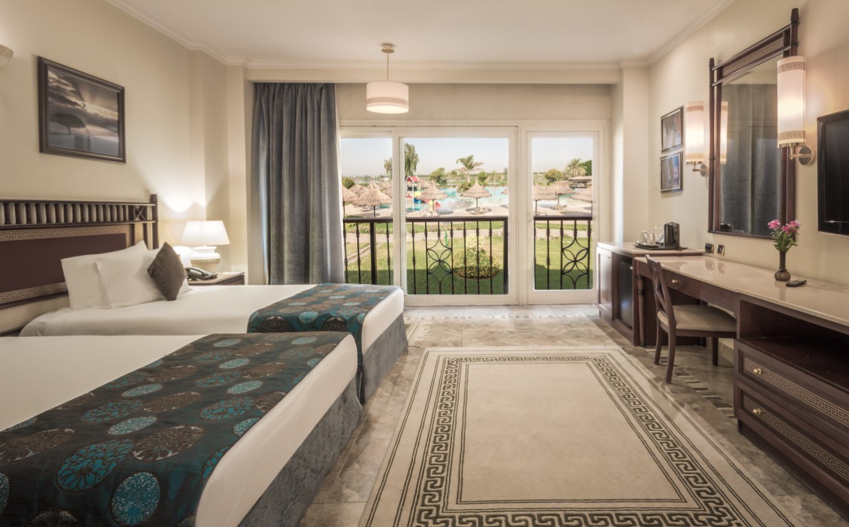 jolie-ville-hotel-spa-kings-island-luxor-gallery-new-rooms-deluxe-room-1